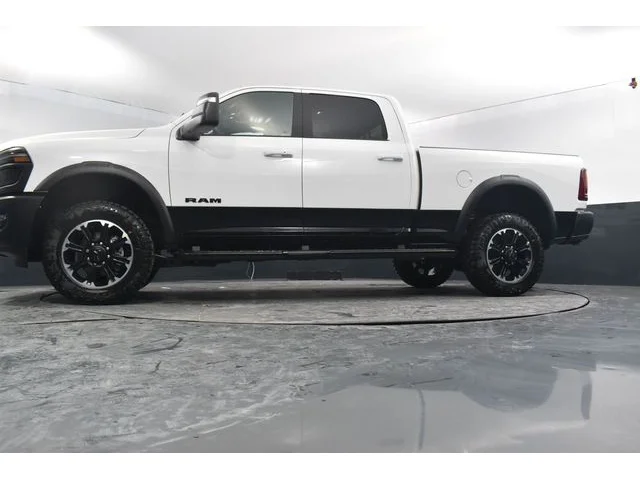 Nuevos RAM 2500 à Estados chez autogozo