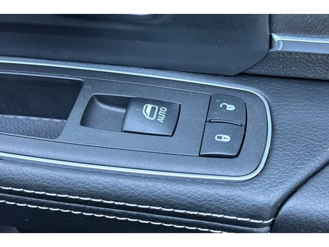 SEMINUEVOS RAM 2500 at ELK GROVE in Elk Grove Buick GMC