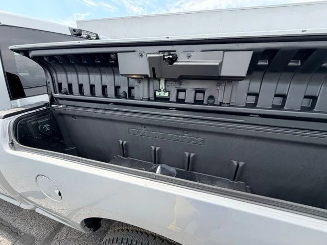 Nuevos RAM 2500 à Estados chez autogozo