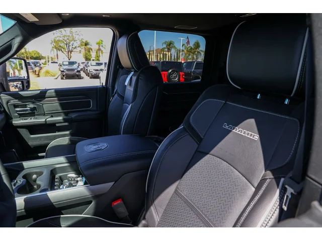 Nuevos RAM 2500 à Estados chez autogozo