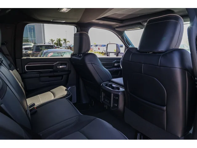 Nuevos RAM 2500 à Estados chez autogozo