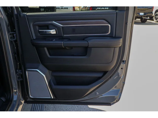 Nuevos RAM 2500 à Estados chez autogozo