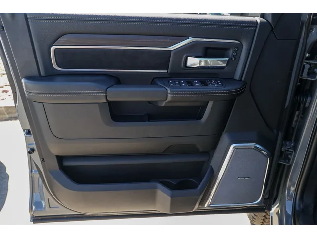 Nuevos RAM 2500 à Estados chez autogozo