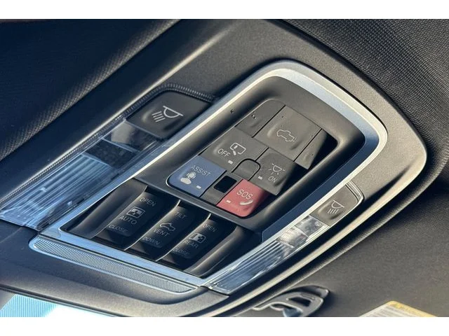 SEMINUEVOS RAM 2500 at ELK GROVE in Elk Grove Buick GMC