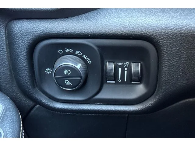 SEMINUEVOS RAM 2500 at ELK GROVE in Elk Grove Buick GMC