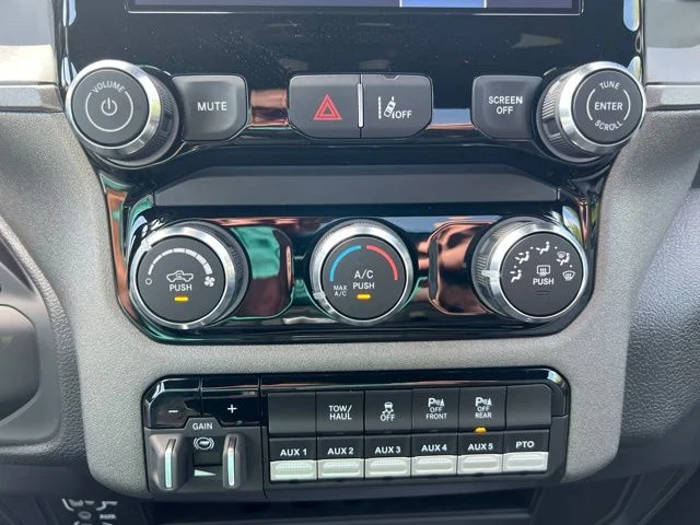 SEMINUEVOS RAM 5500HD a Estados en autogozo