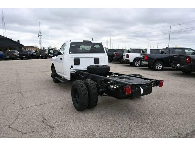 Nuevos RAM 3500 à Estados chez autogozo