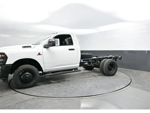 Nuevos RAM 3500 à Estados chez autogozo