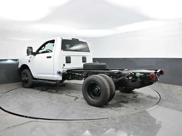 Nuevos RAM 3500 à Estados chez autogozo