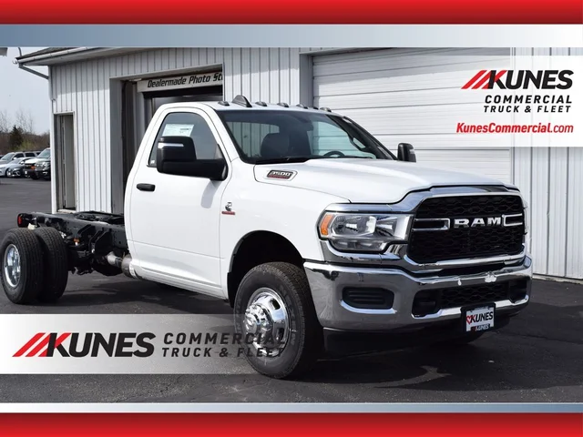 Nuevos RAM 3500 à Estados chez autogozo