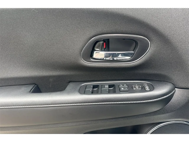 Used HONDA HR-V at San Francisco in izmo Kia