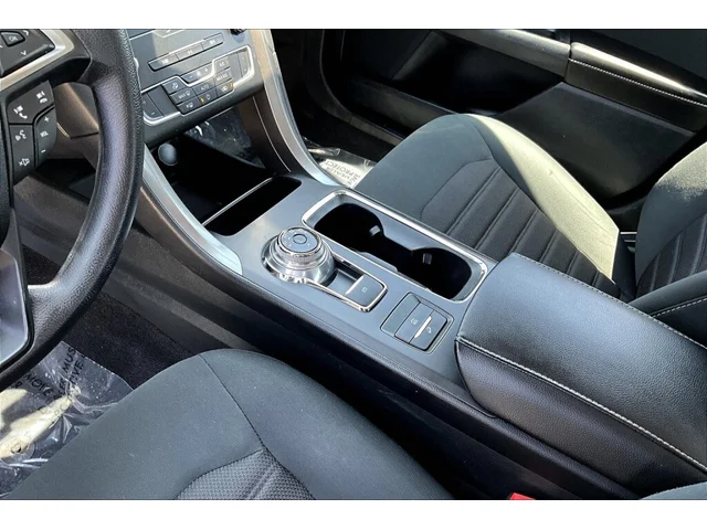 SEMINUEVOS FORD Fusion Hybrid a Tustin    en TUSTIN MAZDA