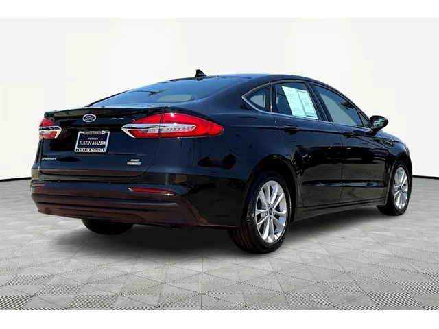 SEMINUEVOS FORD Fusion Hybrid a Tustin    en TUSTIN MAZDA
