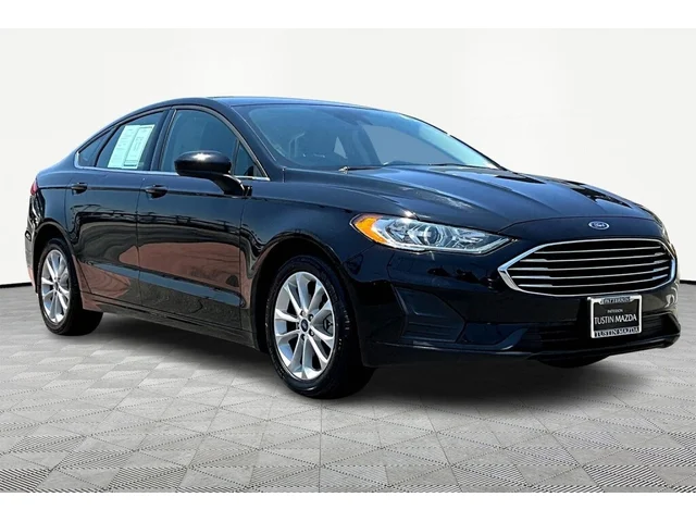 SEMINUEVOS FORD Fusion Hybrid a Tustin    en TUSTIN MAZDA