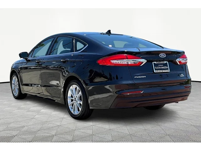 SEMINUEVOS FORD Fusion Hybrid a Tustin    en TUSTIN MAZDA