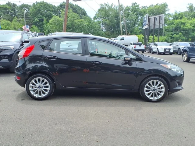 SEMINUEVOS FORD Fiesta a Vauxhall en Maplecrest Ford Lincoln of Union