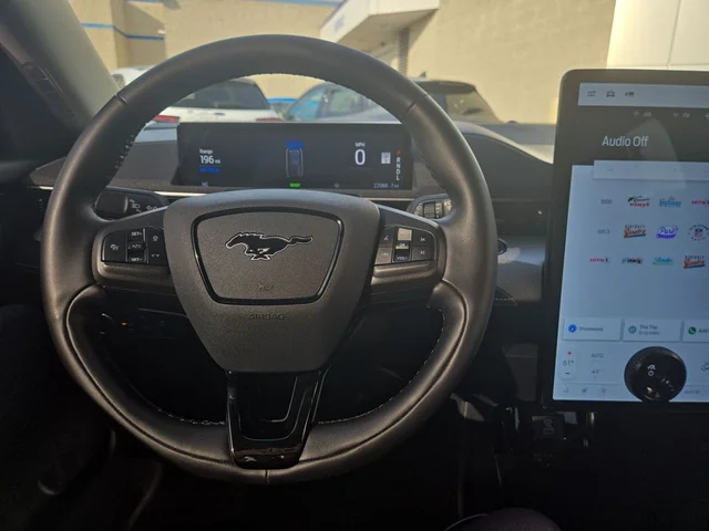 SEMINUEVOS FORD Mustang Mach-E a Estados en autogozo
