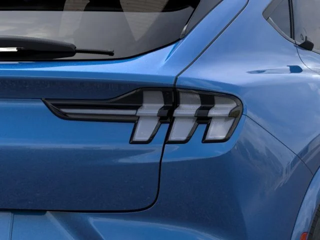 Nuevos FORD MUSTANG MACH-E à Estados chez autogozo