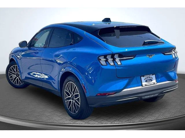 Nuevos FORD MUSTANG MACH-E à Estados chez autogozo