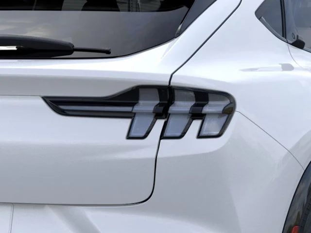 Nuevos FORD MUSTANG MACH-E à Estados chez autogozo