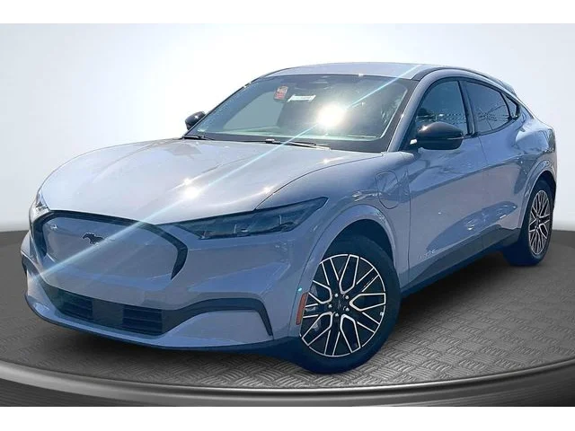Nuevos FORD MUSTANG MACH-E à Estados chez autogozo