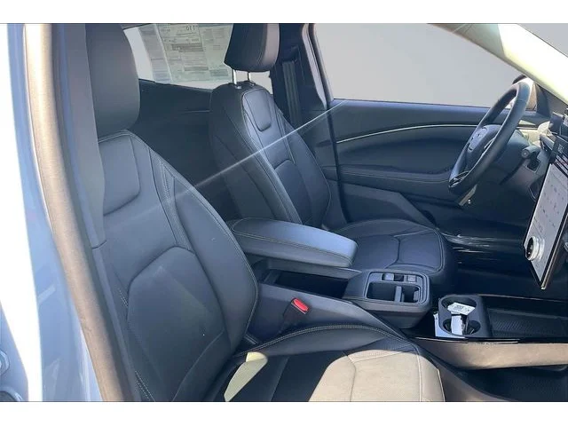 Nuevos FORD MUSTANG MACH-E à Estados chez autogozo