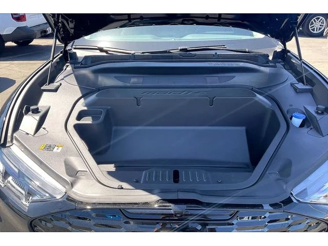 Nuevos FORD MUSTANG MACH-E à Estados chez autogozo