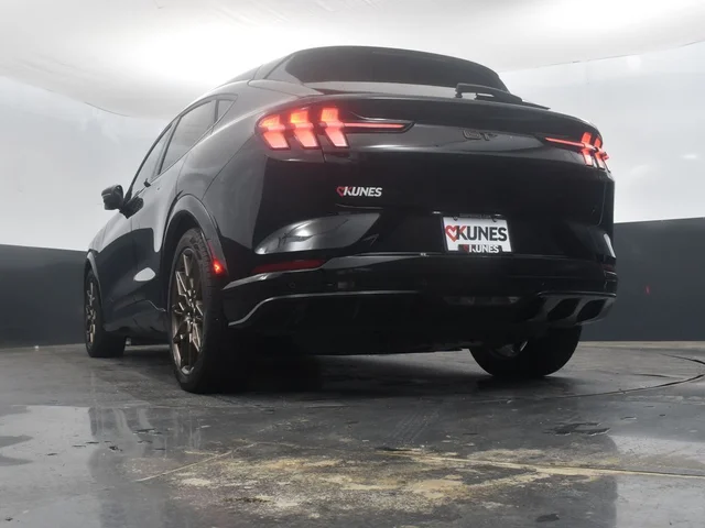 SEMINUEVOS FORD Mustang Mach-E a Estados en autogozo