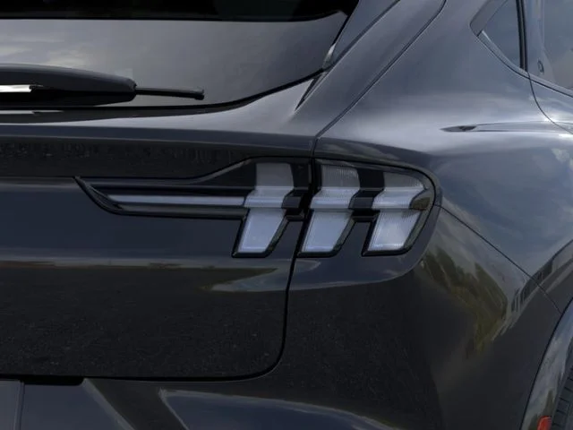 Nuevos FORD MUSTANG MACH-E à Estados chez autogozo