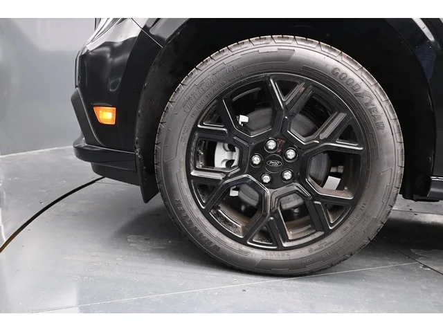 Nuevos FORD MAVERICK à Estados chez autogozo