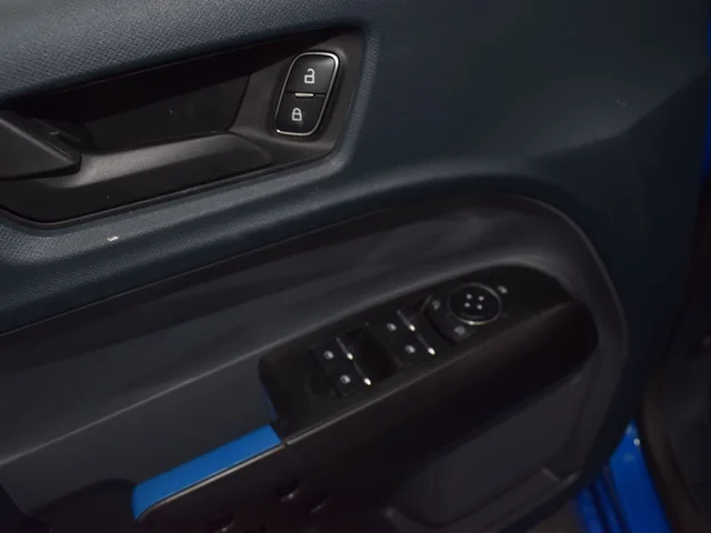 Nuevos FORD MAVERICK à Estados chez autogozo