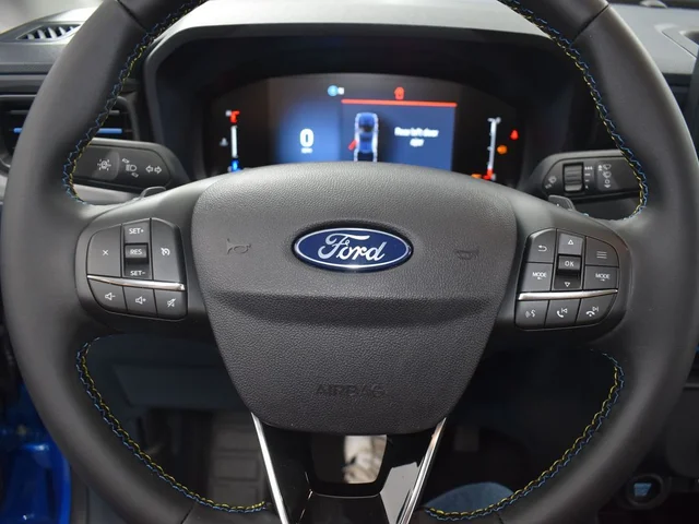 Nuevos FORD MAVERICK à Estados chez autogozo