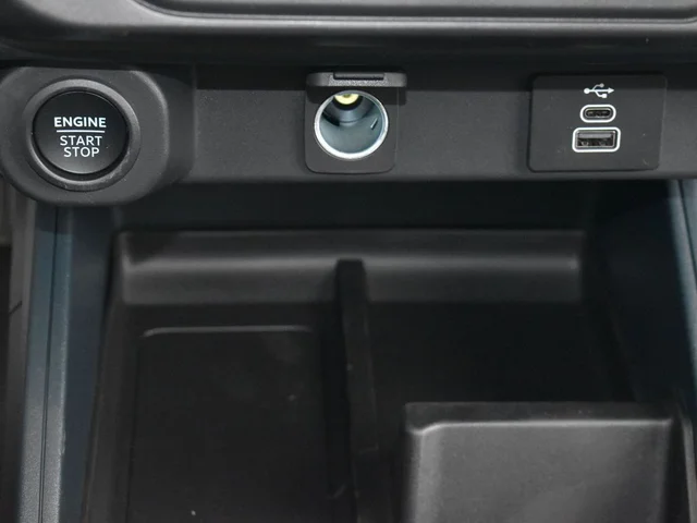 Nuevos FORD MAVERICK à Estados chez autogozo