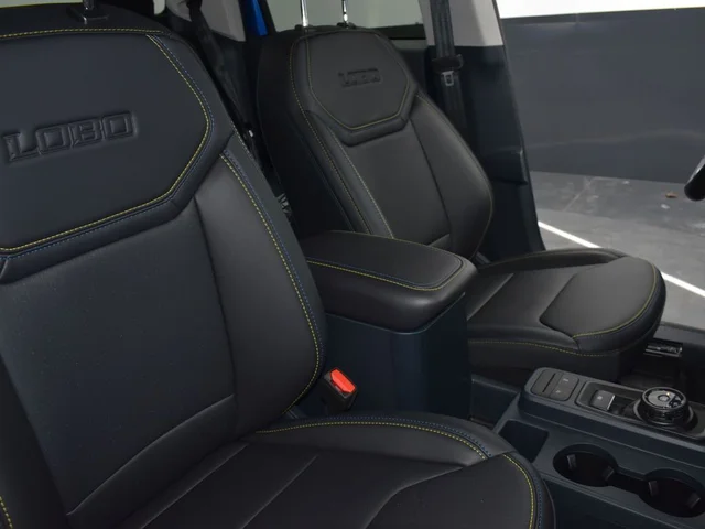 Nuevos FORD MAVERICK à Estados chez autogozo