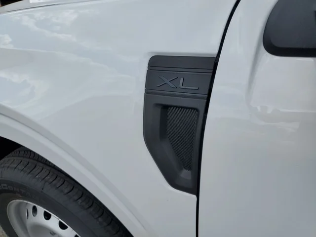Nuevos FORD MAVERICK à Estados chez autogozo