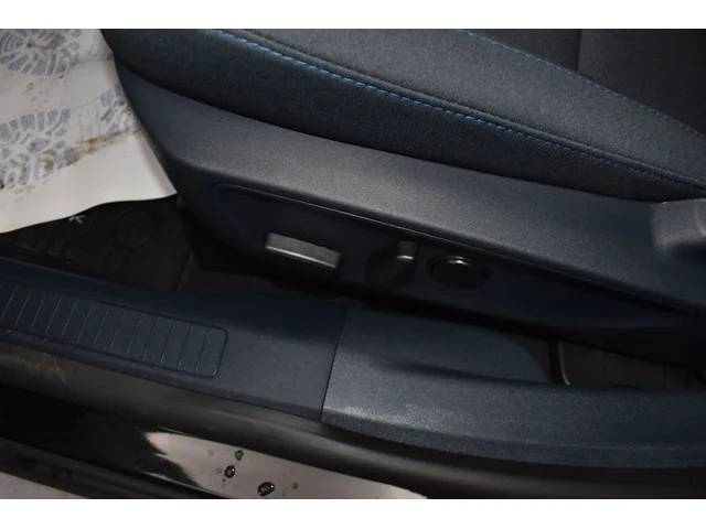 Nuevos FORD MAVERICK à Estados chez autogozo
