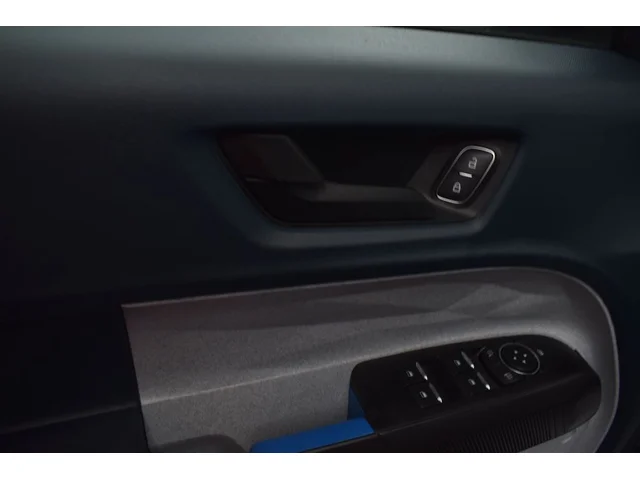 Nuevos FORD MAVERICK à Estados chez autogozo