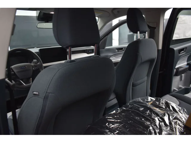 Nuevos FORD MAVERICK à Estados chez autogozo