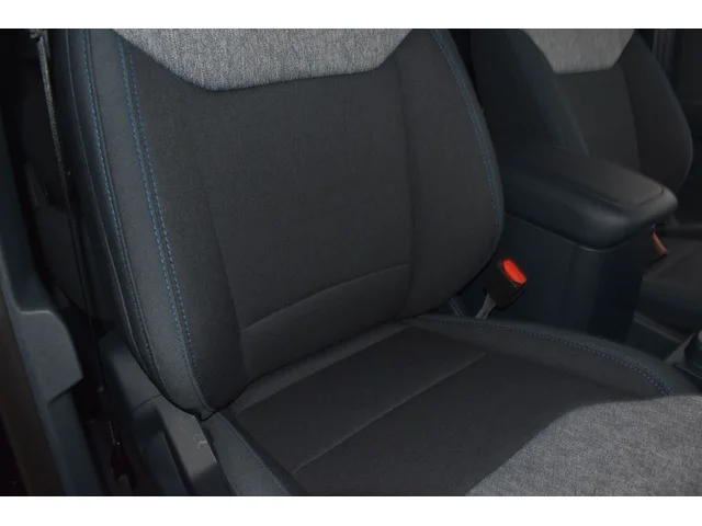 Nuevos FORD MAVERICK à Estados chez autogozo