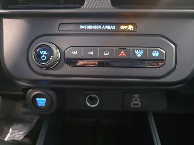 Nuevos FORD MAVERICK à Estados chez autogozo