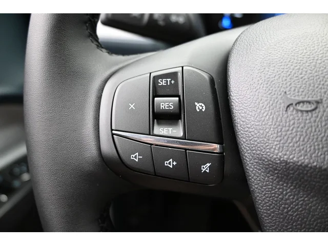 Nuevos FORD MAVERICK à Estados chez autogozo