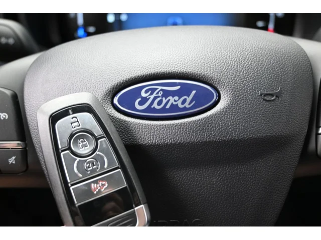 Nuevos FORD MAVERICK à Estados chez autogozo