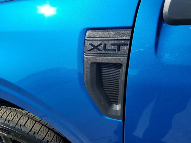 Nuevos FORD MAVERICK à Estados chez autogozo
