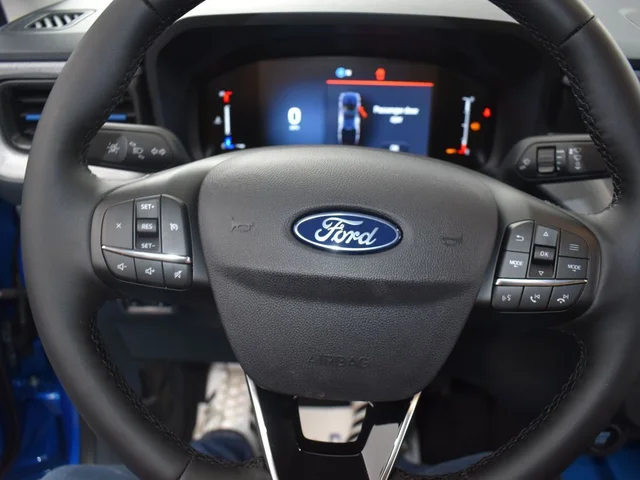 Nuevos FORD MAVERICK à Estados chez autogozo