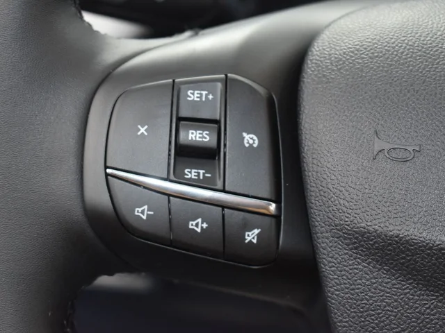 Nuevos FORD MAVERICK à Estados chez autogozo