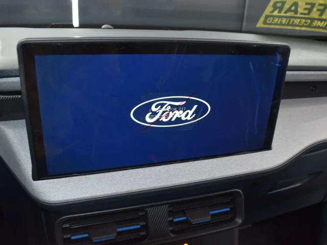 Nuevos FORD MAVERICK à Estados chez autogozo
