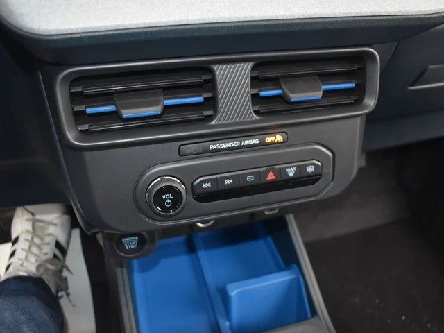 Nuevos FORD MAVERICK à Estados chez autogozo
