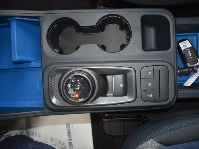 Nuevos FORD MAVERICK à Estados chez autogozo