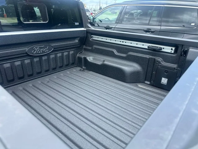 Nuevos FORD MAVERICK à Estados chez autogozo
