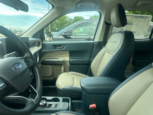 Nuevos FORD MAVERICK à Estados chez autogozo
